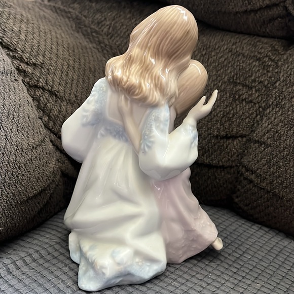 Paul Sebastian, Mother and Daughter figurine, VTG, 1990, porcelain - Picture 4 of 5